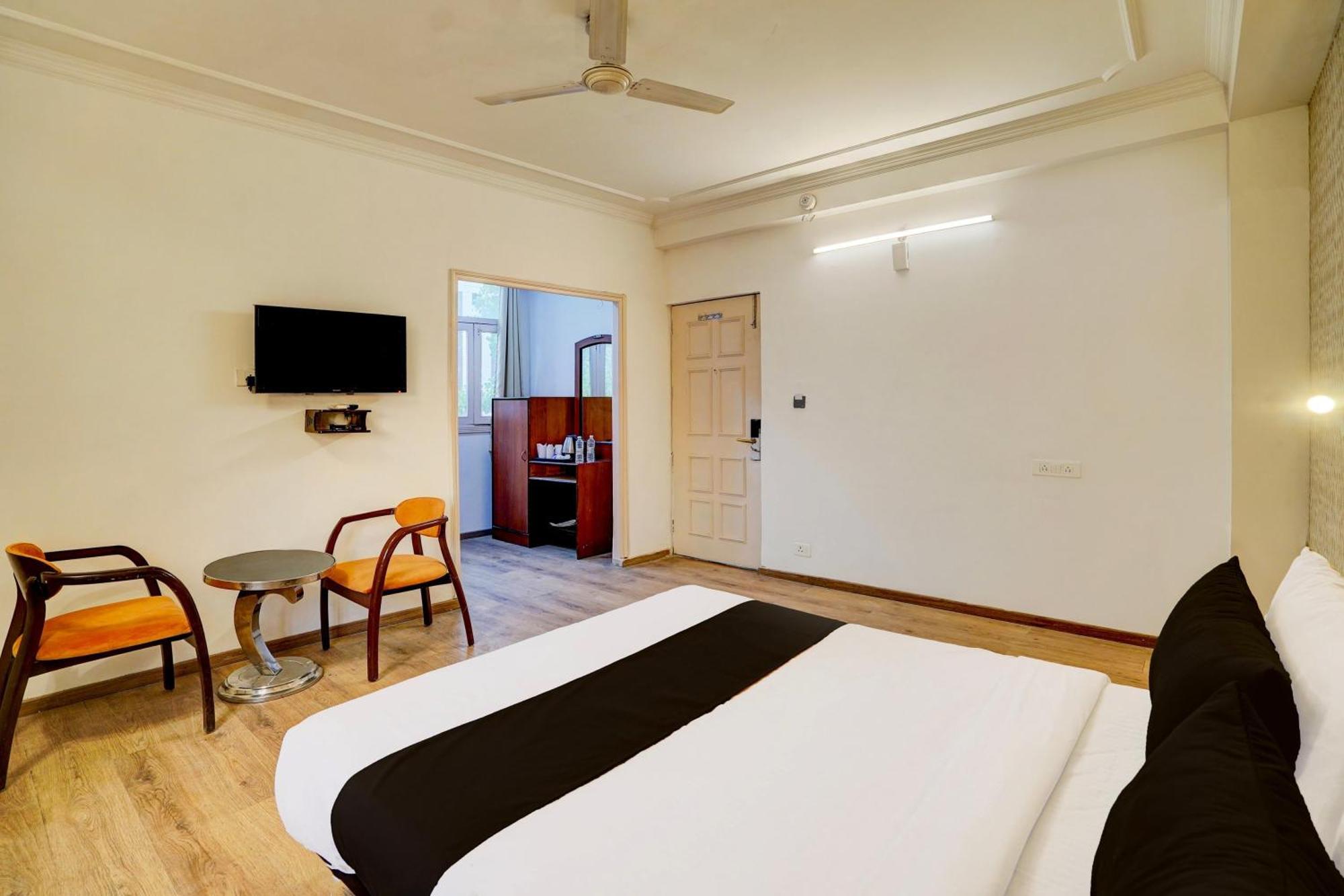 Super Townhouse Jageer Palace Near Mayapuri Chowk 뉴델리 외부 사진