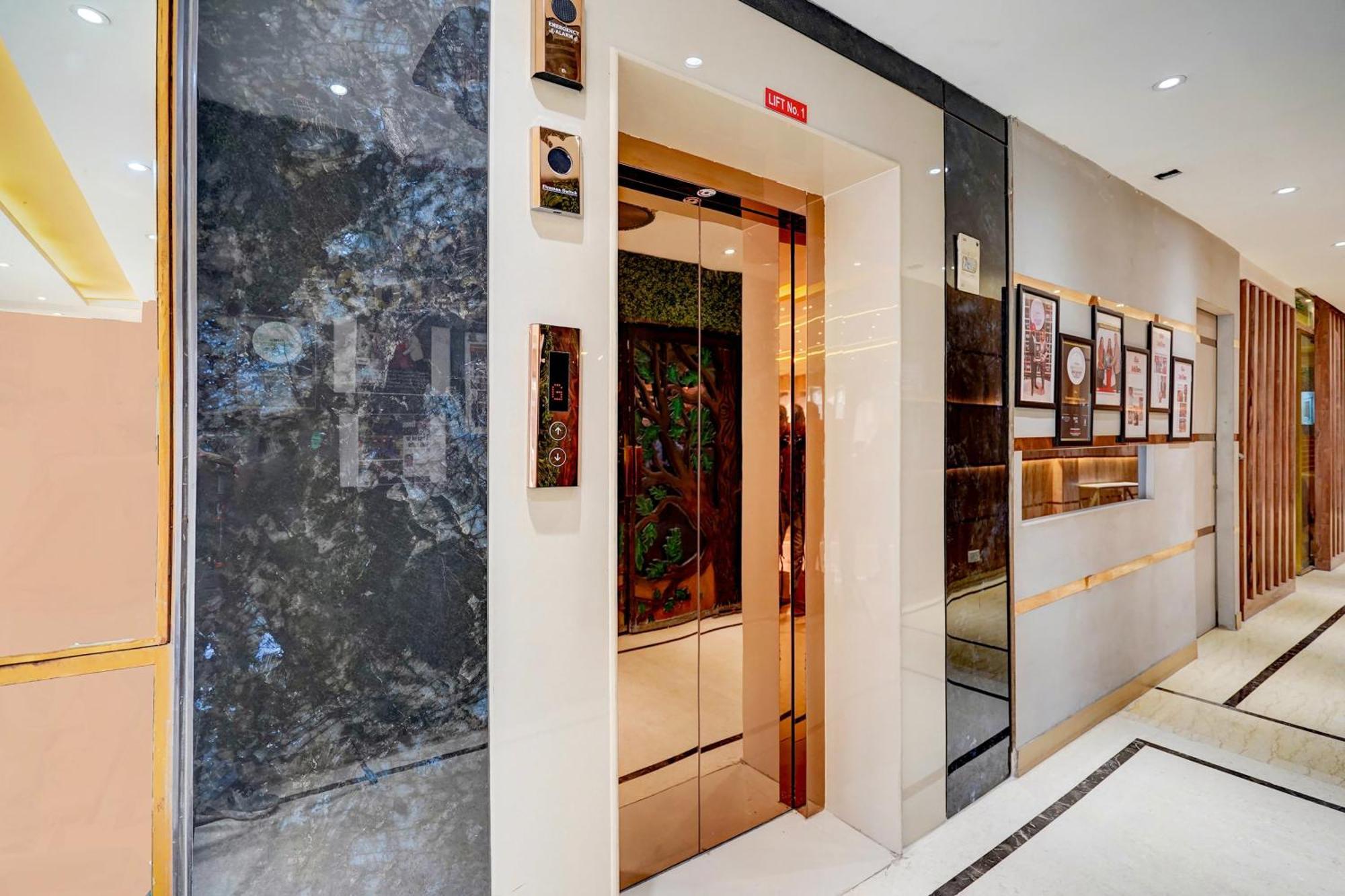 Super Townhouse Jageer Palace Near Mayapuri Chowk 뉴델리 외부 사진