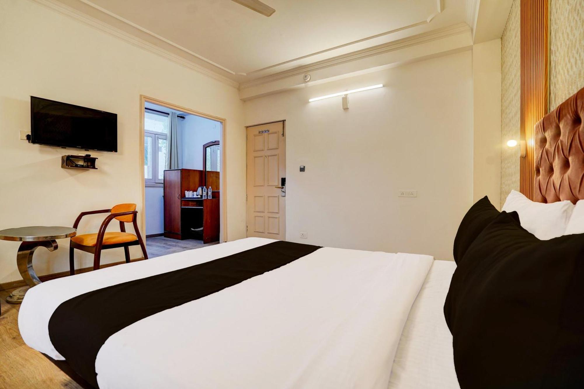 Super Townhouse Jageer Palace Near Mayapuri Chowk 뉴델리 외부 사진