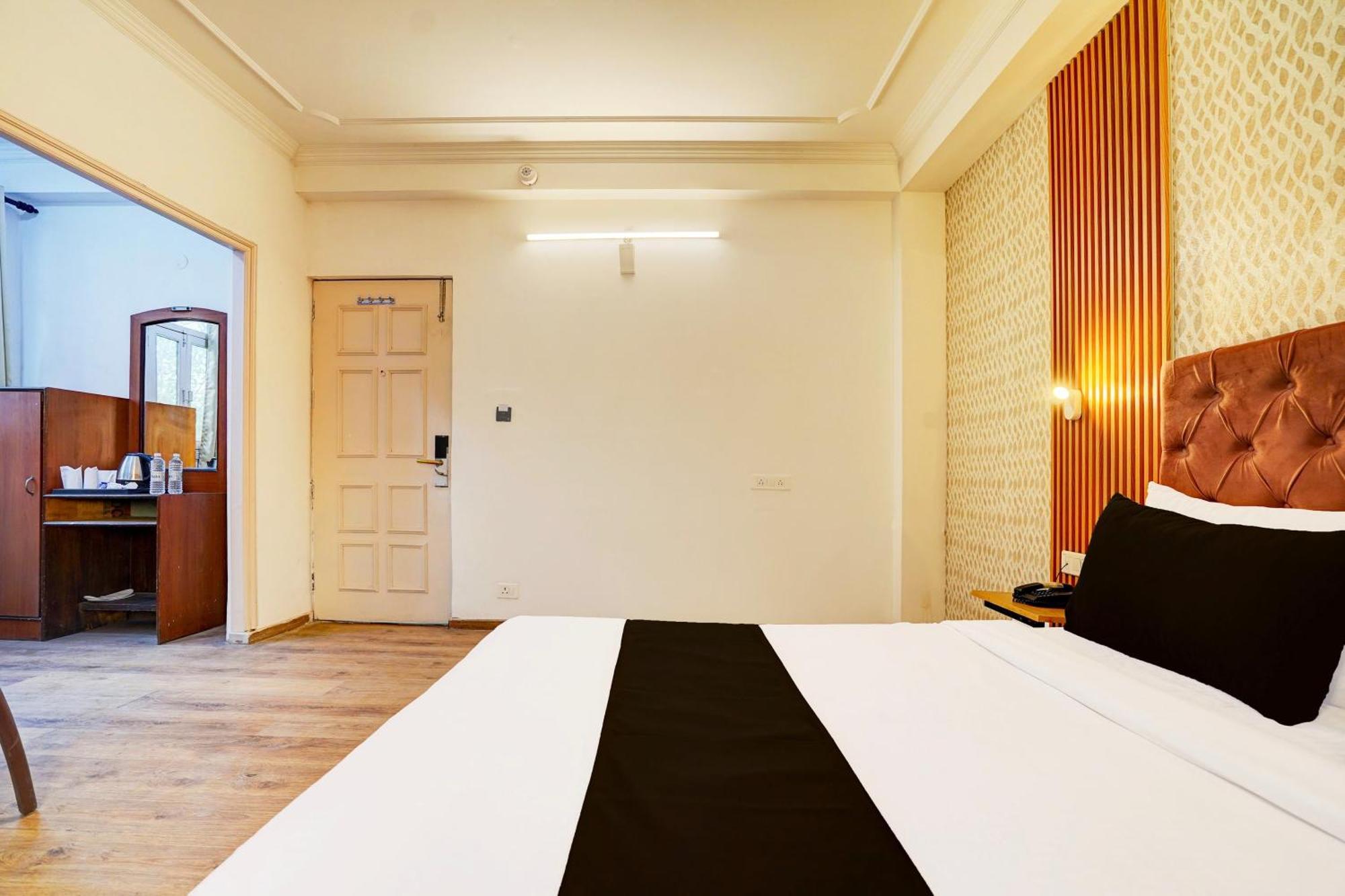 Super Townhouse Jageer Palace Near Mayapuri Chowk 뉴델리 외부 사진