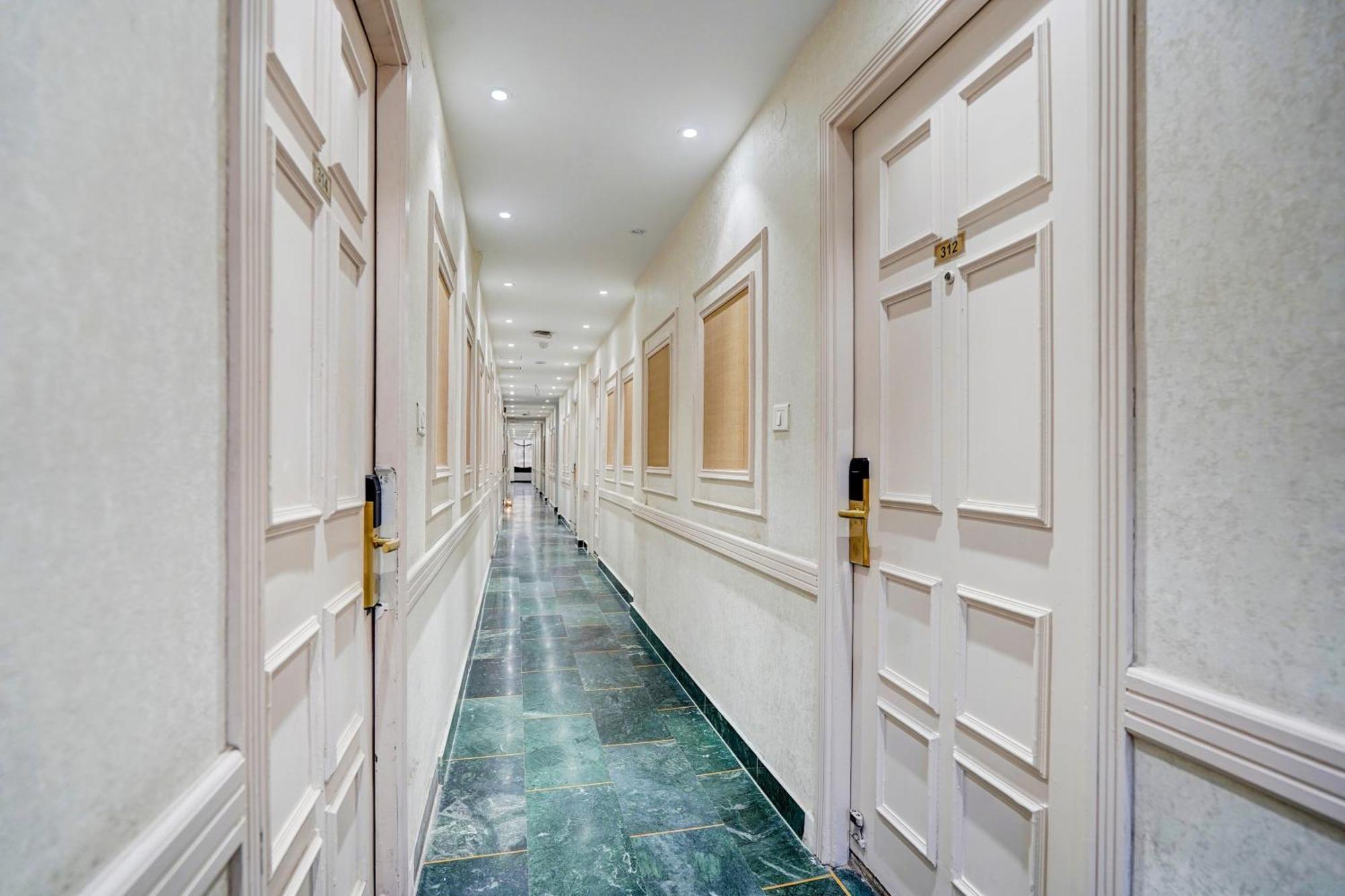 Super Townhouse Jageer Palace Near Mayapuri Chowk 뉴델리 외부 사진
