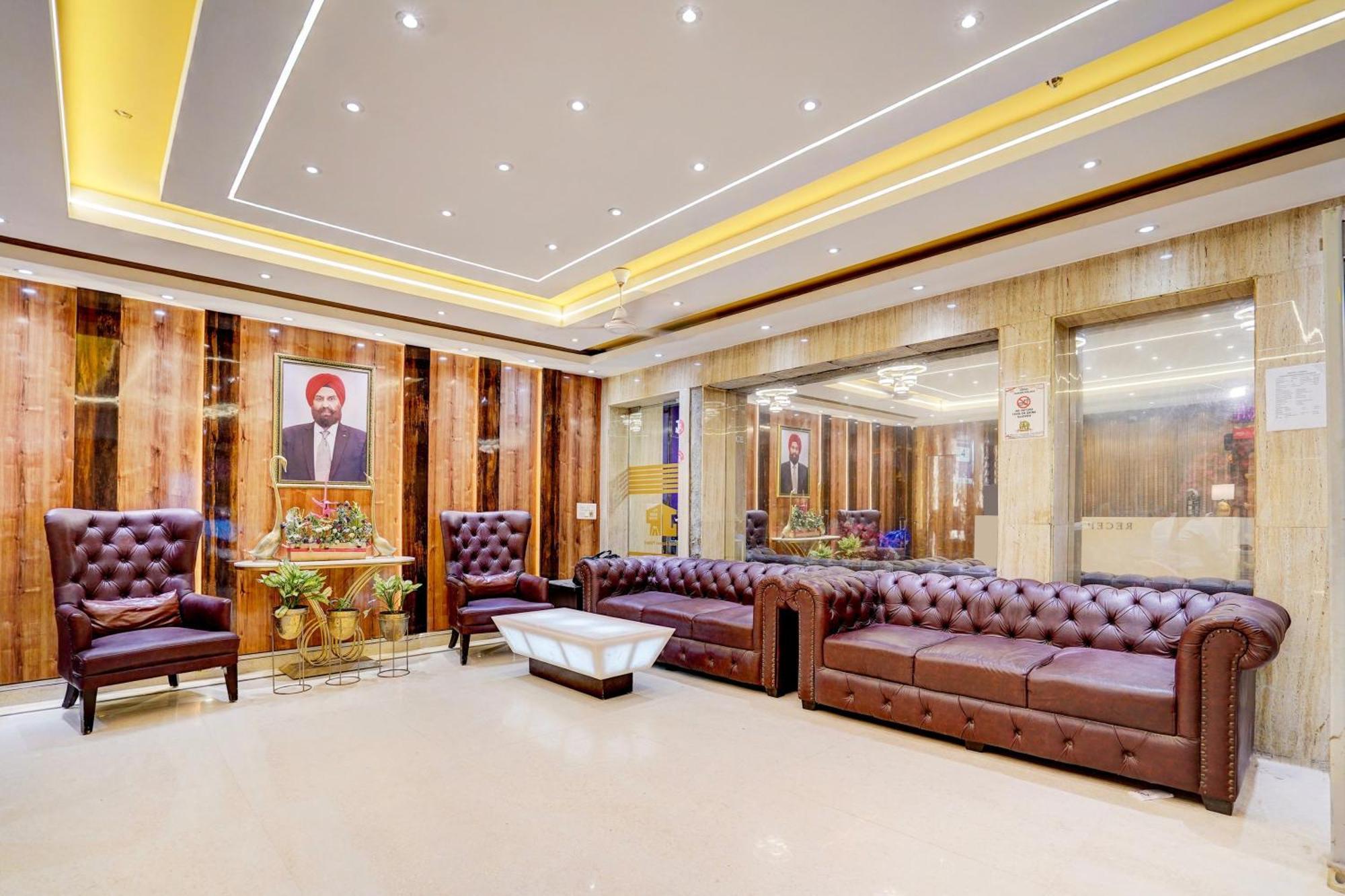 Super Townhouse Jageer Palace Near Mayapuri Chowk 뉴델리 외부 사진